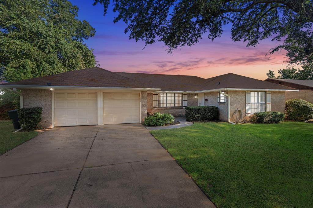 1503 Teresa Place Property Photo 1