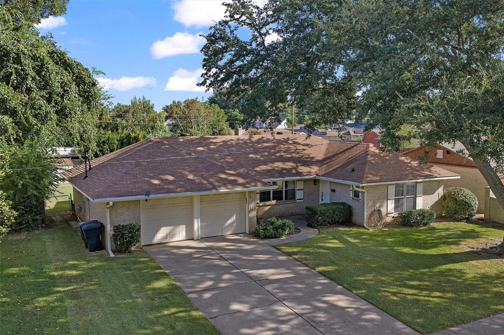 1503 Teresa Place Property Photo 2