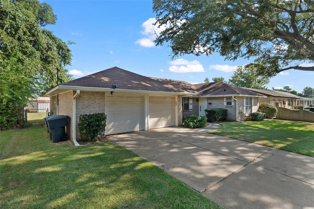 1503 Teresa Place Property Photo 6