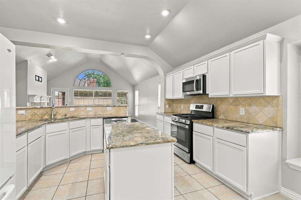 3105 Nighthawk Lane Property Photo 14