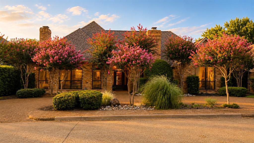 5719 Covehaven Drive Property Photo 1