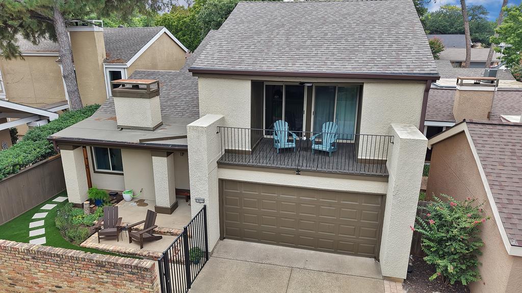 1612 Hawthorne Drive Property Photo 3