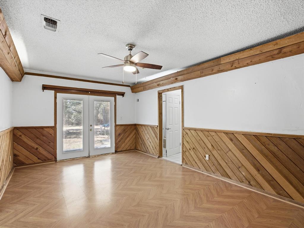 7905 Ella Young Drive Property Photo 16