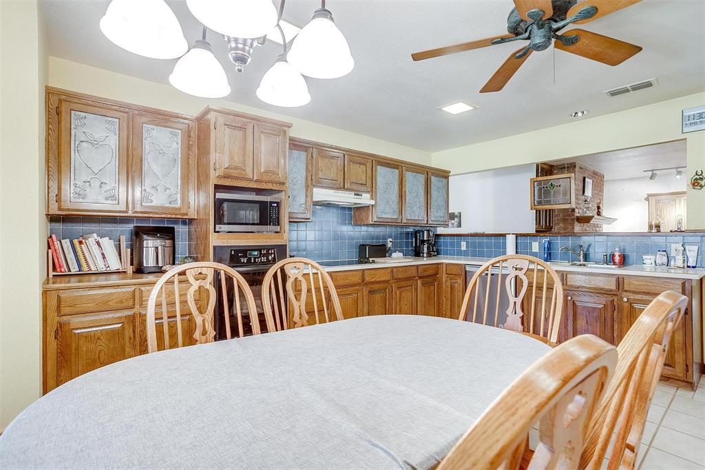 8621 Ravenswood Road Property Photo 22