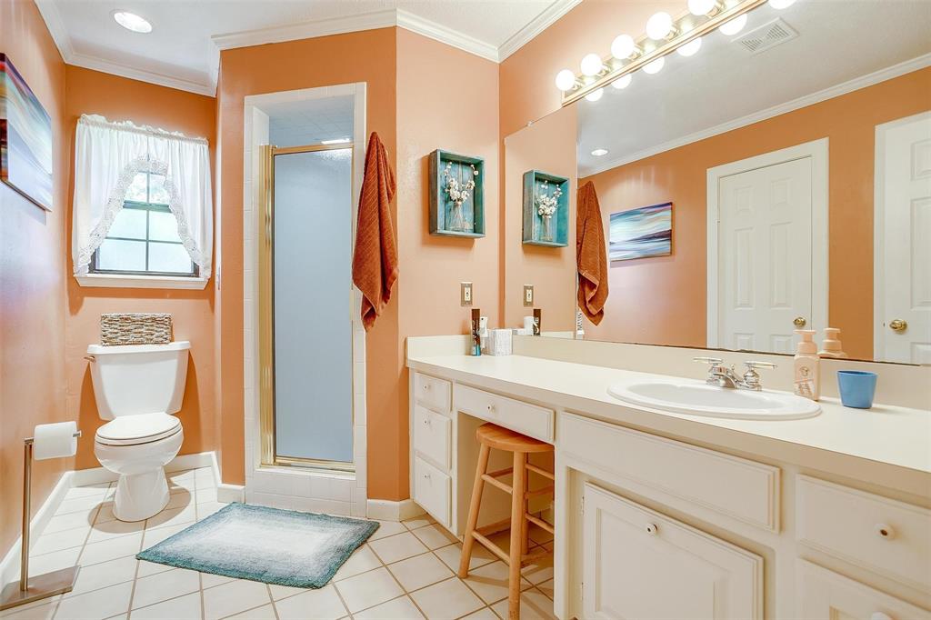 8621 Ravenswood Road Property Photo 37