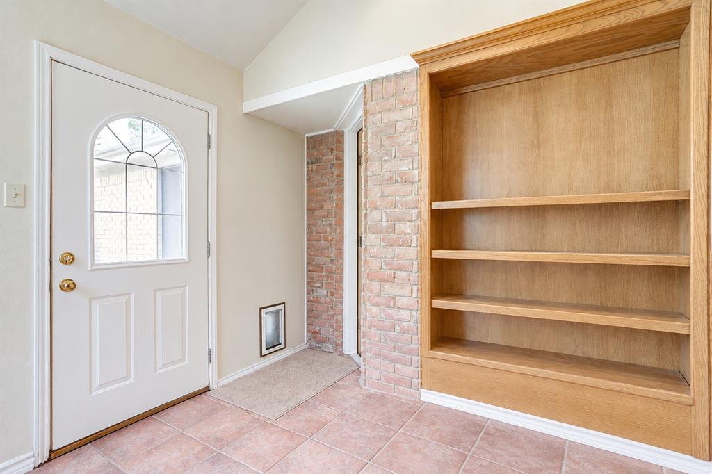 8621 Ravenswood Road Property Photo 40