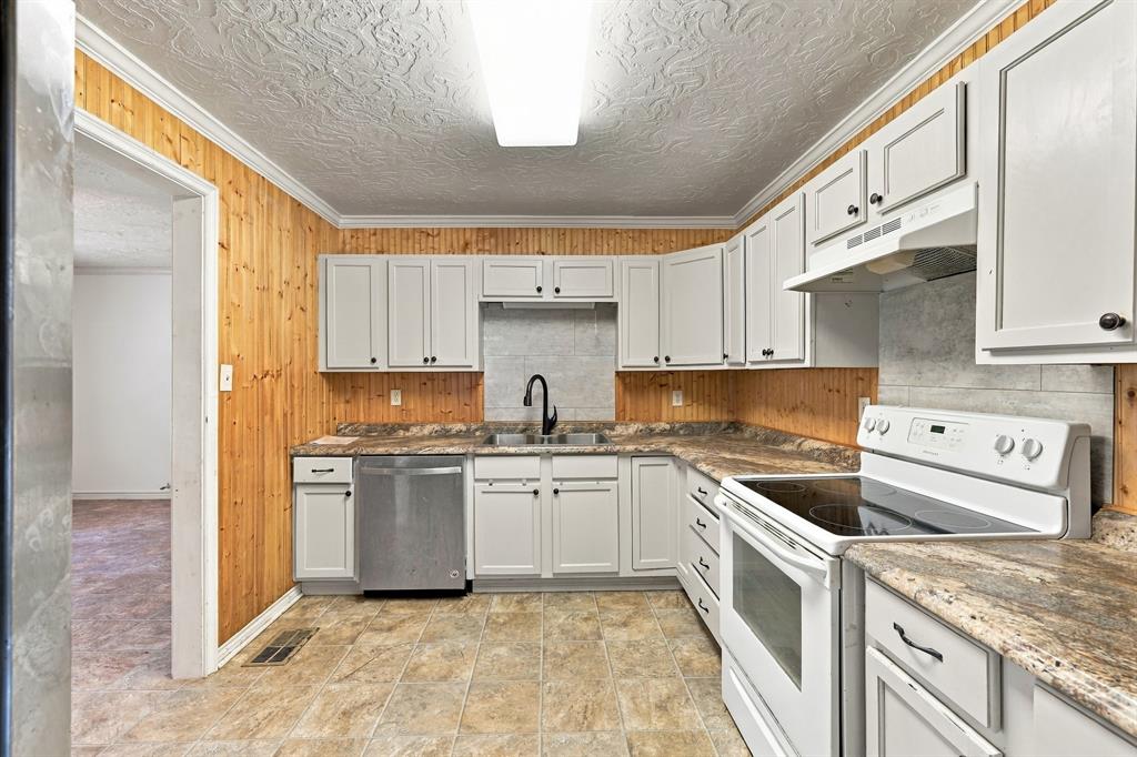 3357 E Fm 323 Property Photo 12