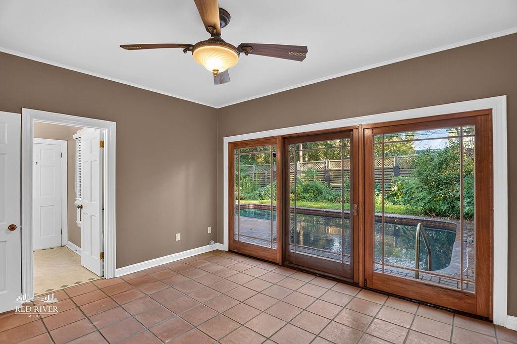708 Azalea Drive Property Photo 12