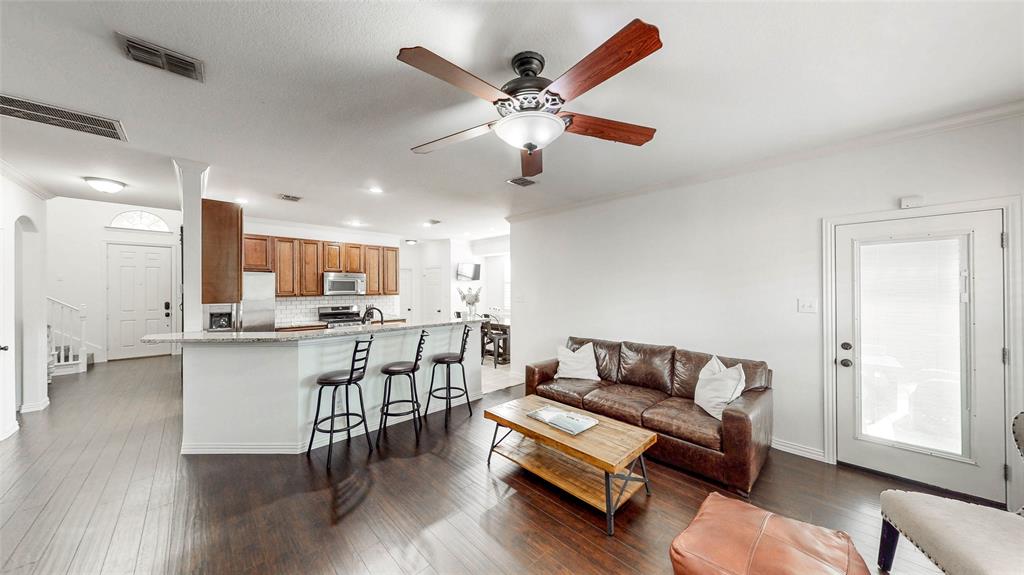 7947 Quiet Meadow Lane Property Photo 8