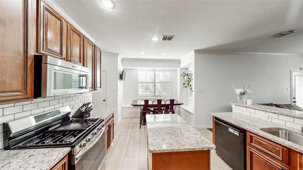 7947 Quiet Meadow Lane Property Photo 14