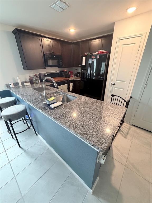 2529 Russell Street Property Photo 3