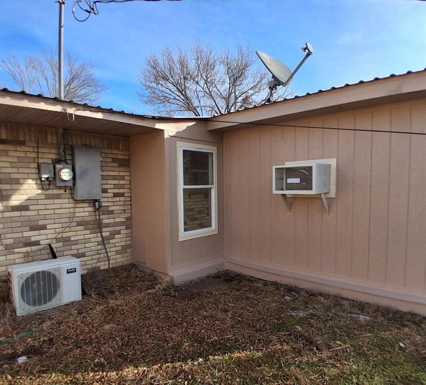 516 Forrest Lane Property Photo 4