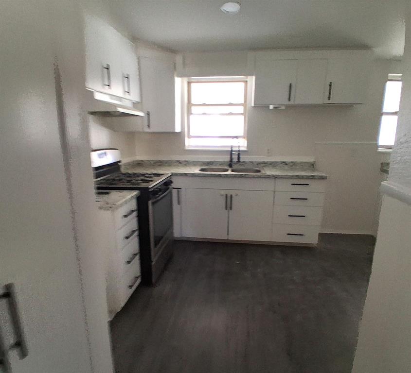 516 Forrest Lane Property Photo 8
