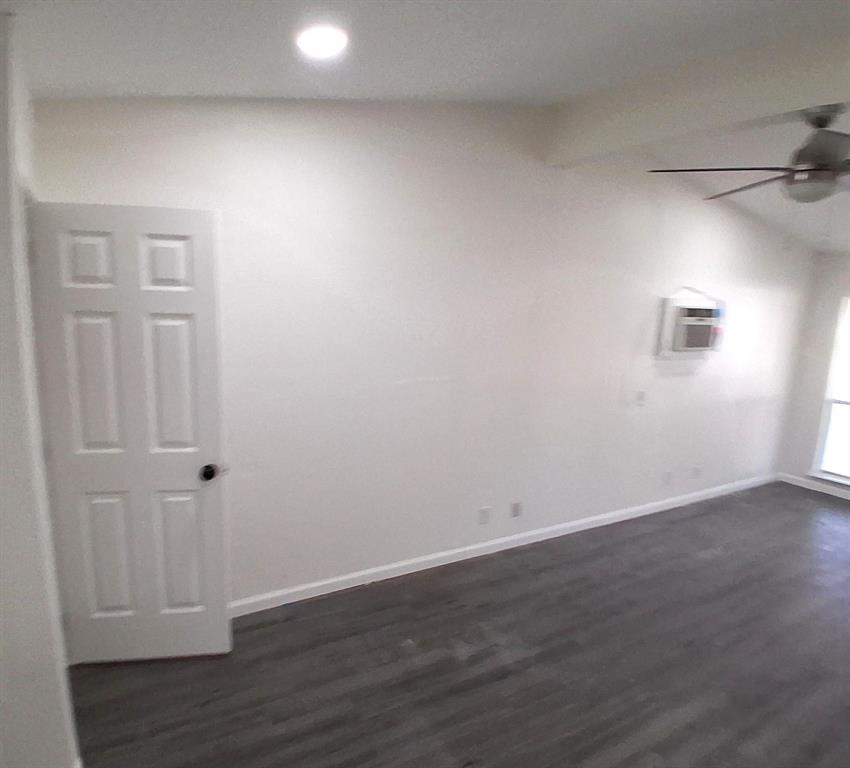 516 Forrest Lane Property Photo 11