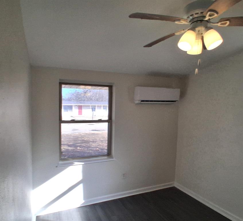 516 Forrest Lane Property Photo 13