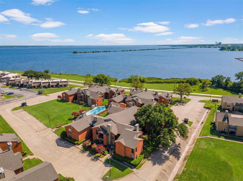 5909 Lake Hubbard Parkway 215 Property Photo 1