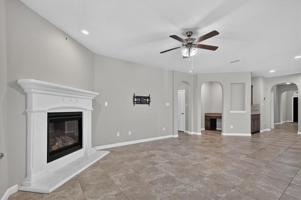 2508 Clay Creek Lane Property Photo 4