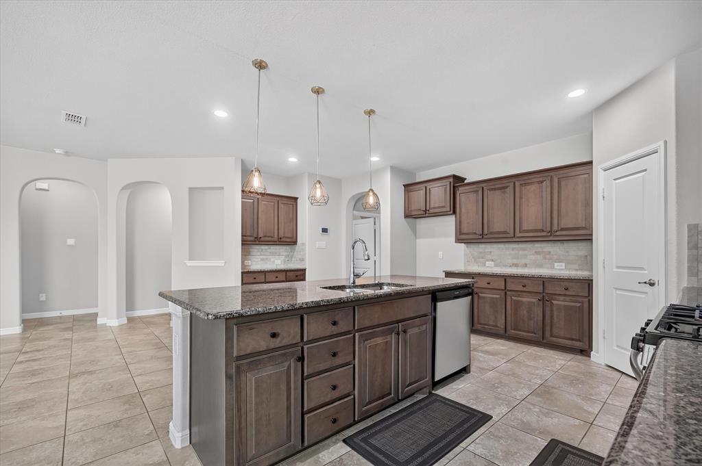 2508 Clay Creek Lane Property Photo 7