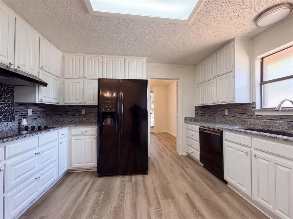 5126 Eagle Nest Drive Property Photo 3