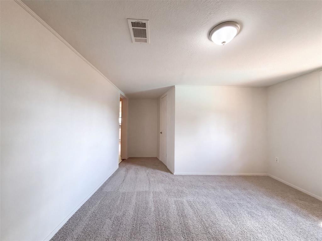 5126 Eagle Nest Drive Property Photo 9
