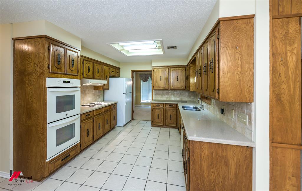 5407 Coach Road Property Photo 5