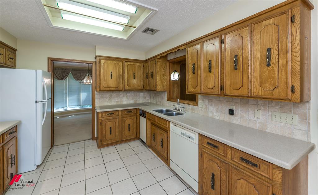 5407 Coach Road Property Photo 13