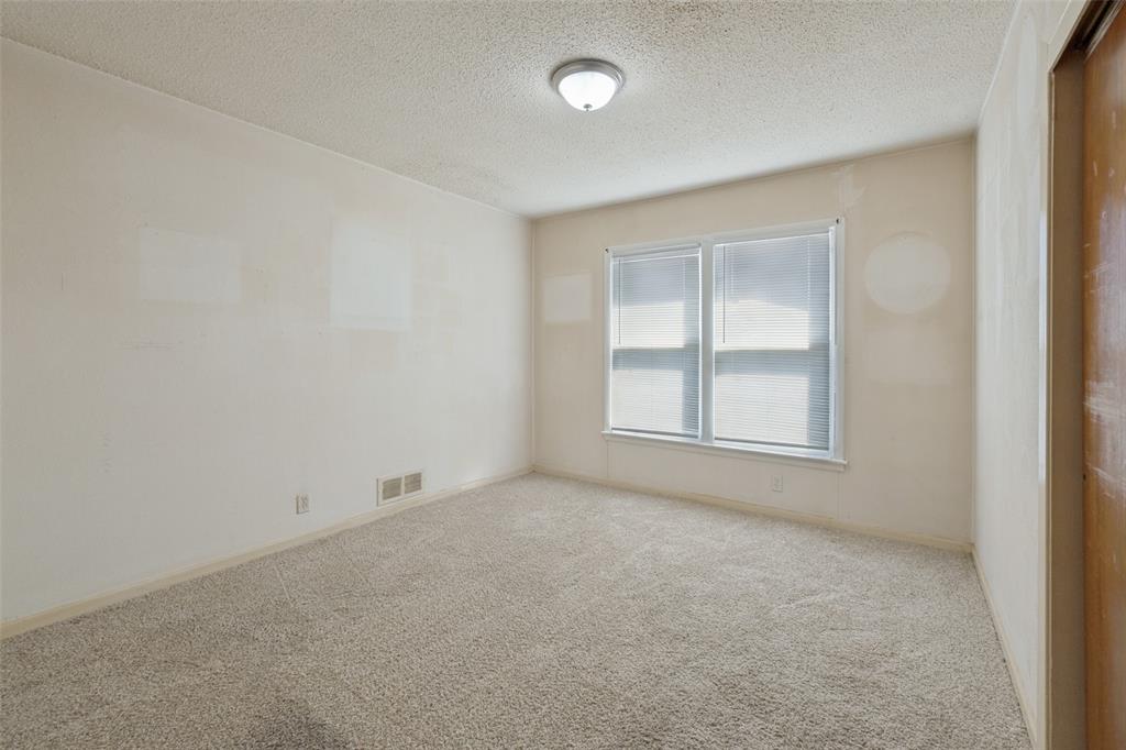 825 Glenda Drive Property Photo 19