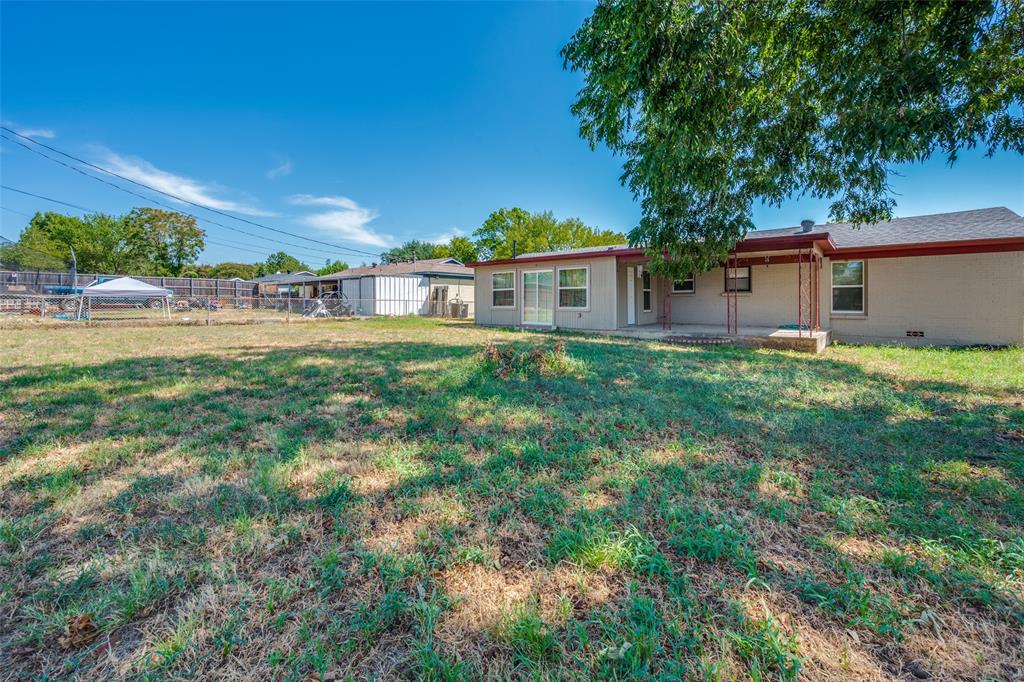825 Glenda Drive Property Photo 25