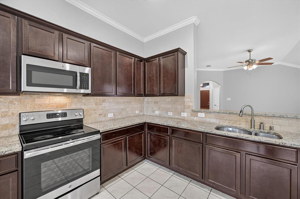 4094 Serene Drive Property Photo 2