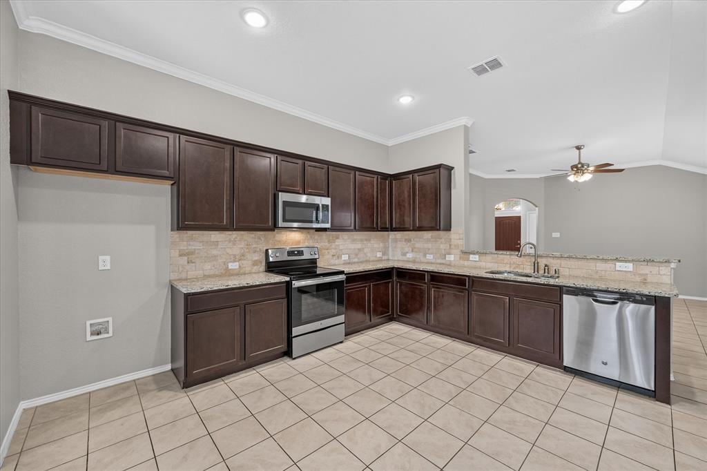 4094 Serene Drive Property Photo 11