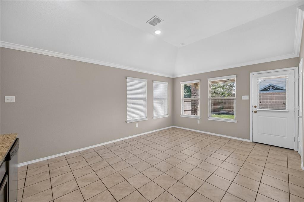 4094 Serene Drive Property Photo 13