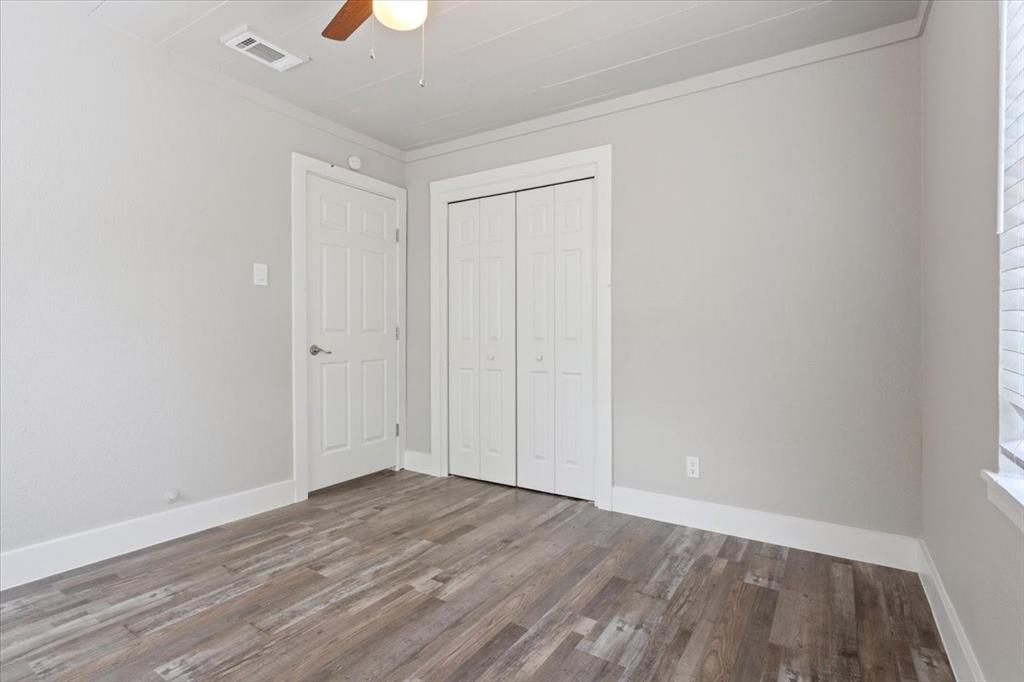 204 E Fowler Avenue Property Photo 22