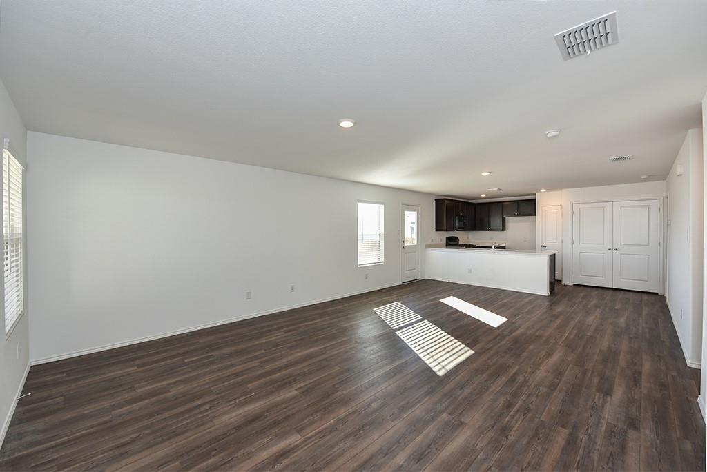 7309 Woodpecker Drive Property Photo 9