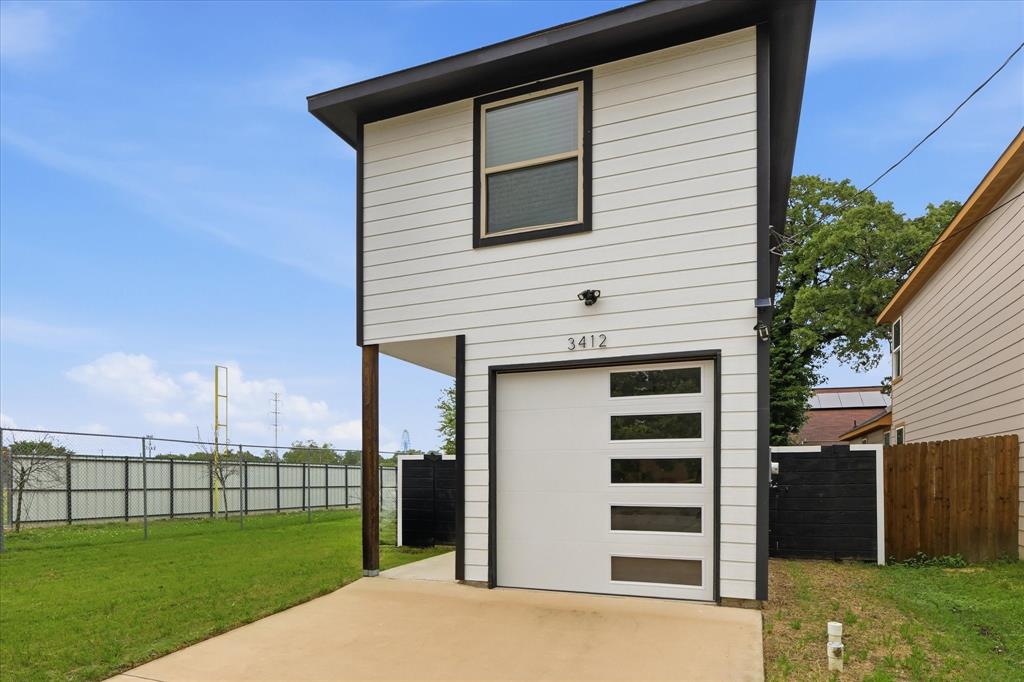 3412 Meadow Street Property Photo 2