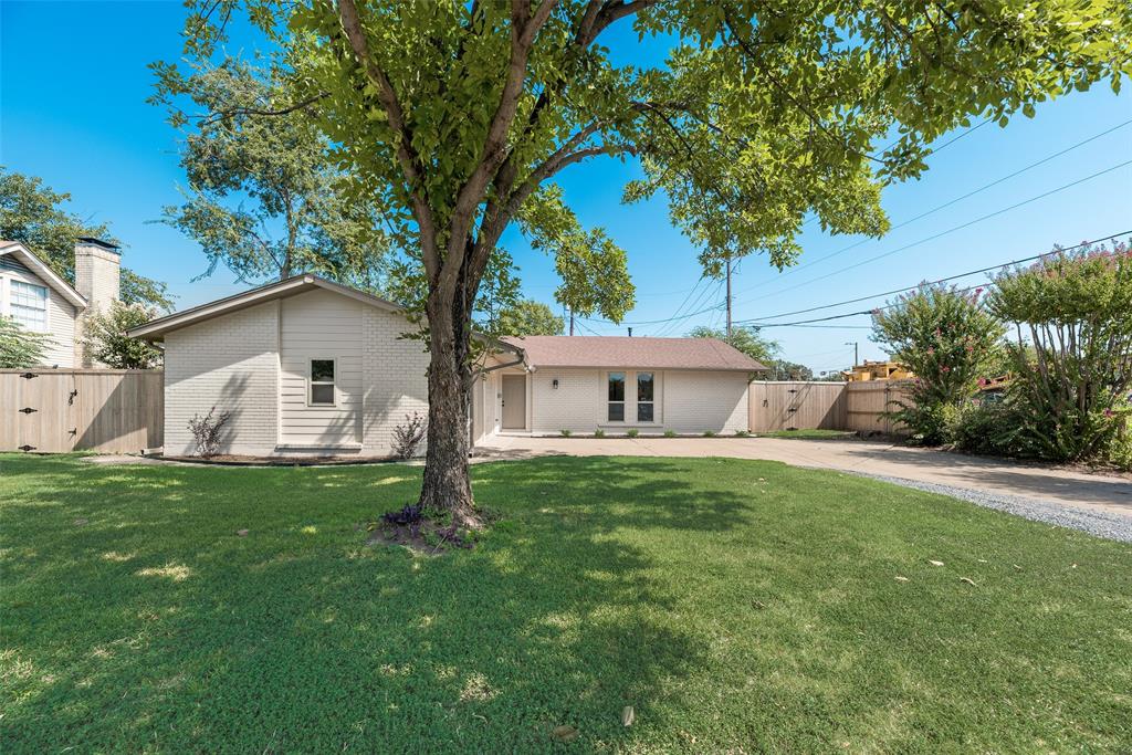 1101 Hadrian Court Property Photo 3