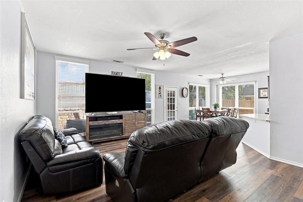 5108 Feather Crest Property Photo 10