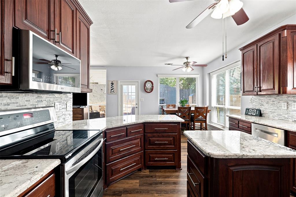 5108 Feather Crest Property Photo 16
