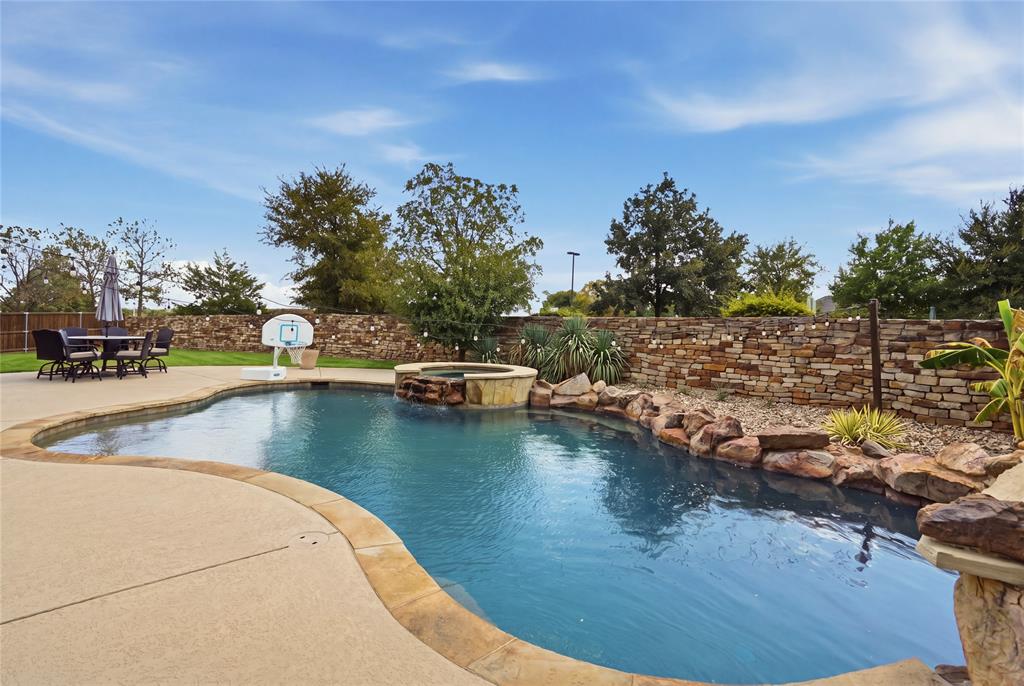 6104 Cedar Sage Trail Property Photo 32