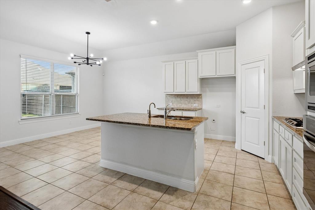 2949 Open Range Drive Property Photo 4