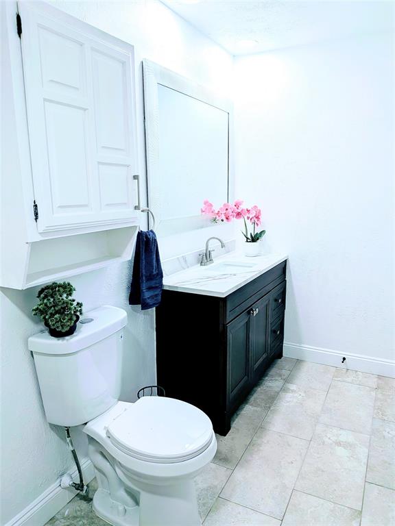 9015 High Plain Lane Property Photo 26