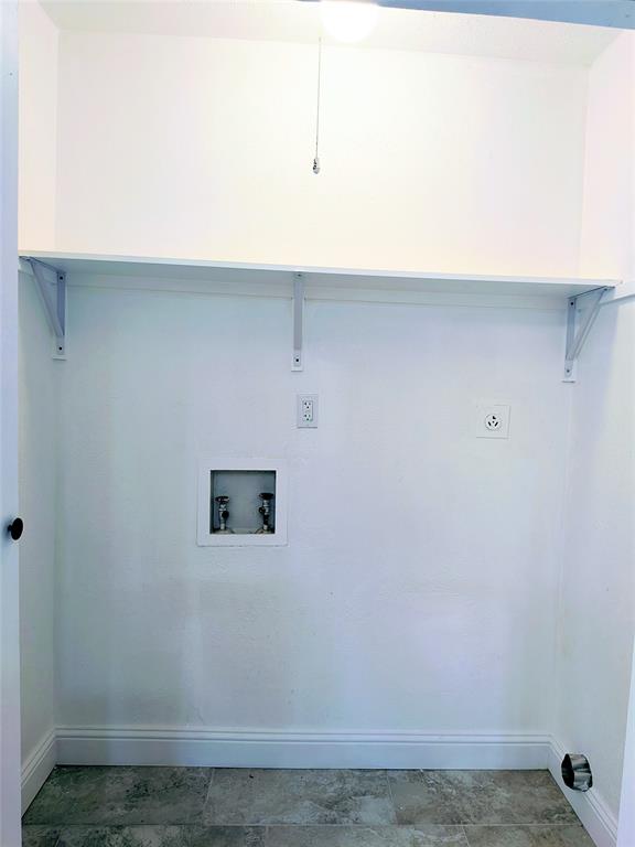 9015 High Plain Lane Property Photo 29