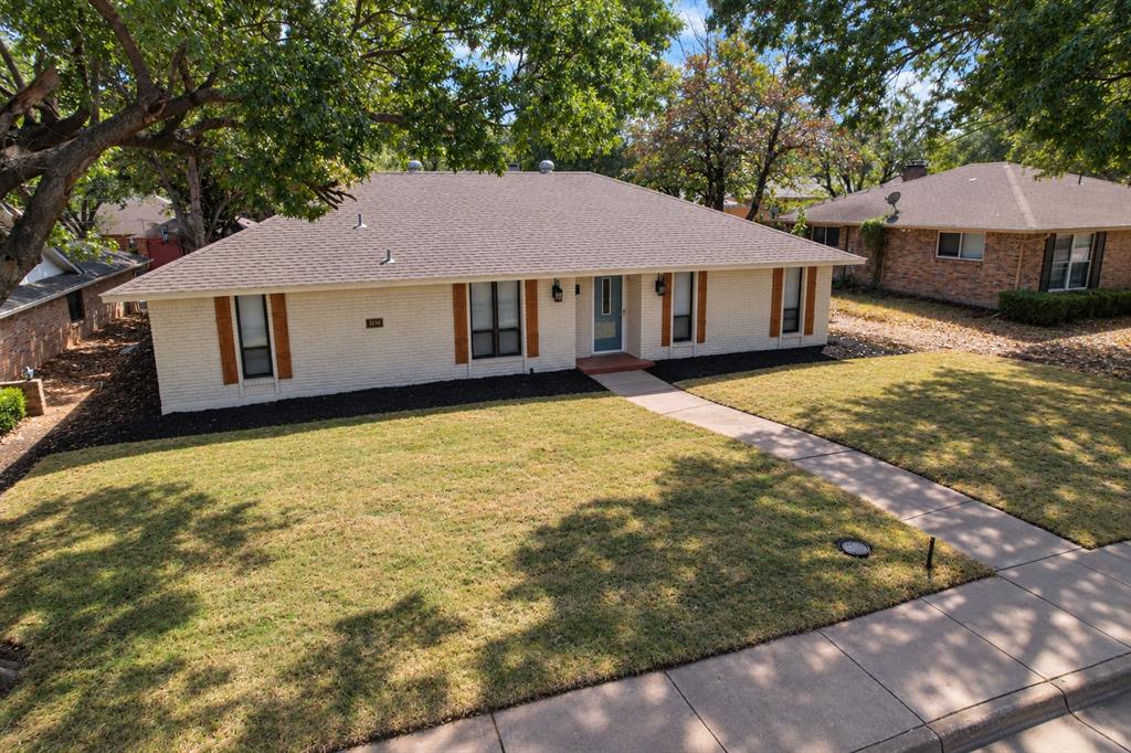 1830 Altadena Lane Property Photo 3