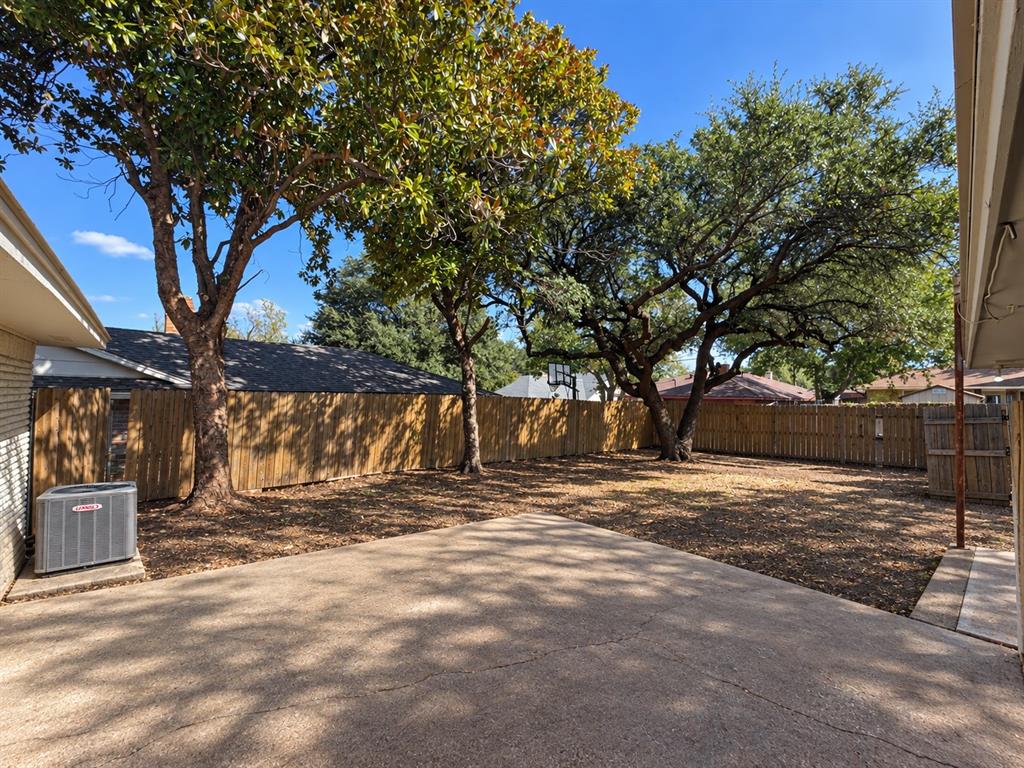 1830 Altadena Lane Property Photo 16