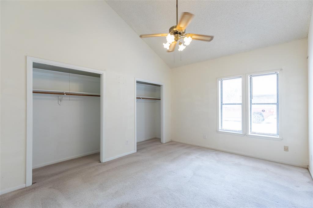 35 Crossroads Drive Property Photo 20