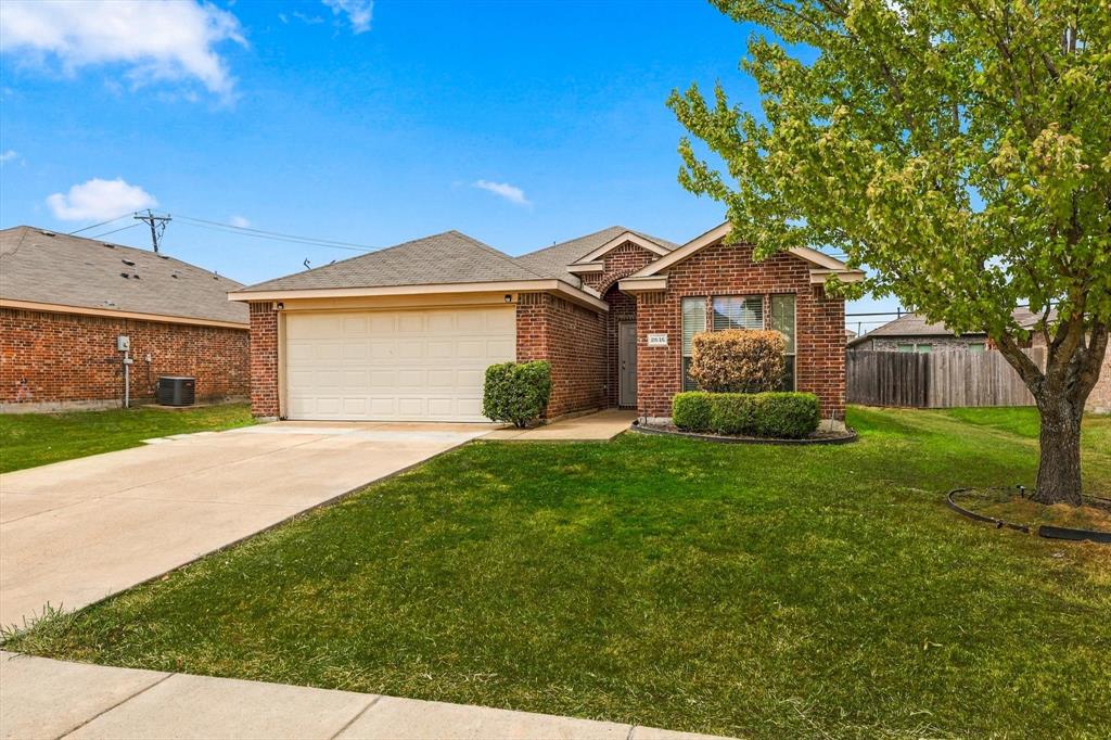 2515 Wynngate Drive Property Photo 2