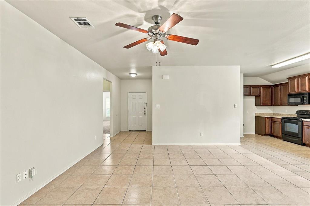2515 Wynngate Drive Property Photo 6