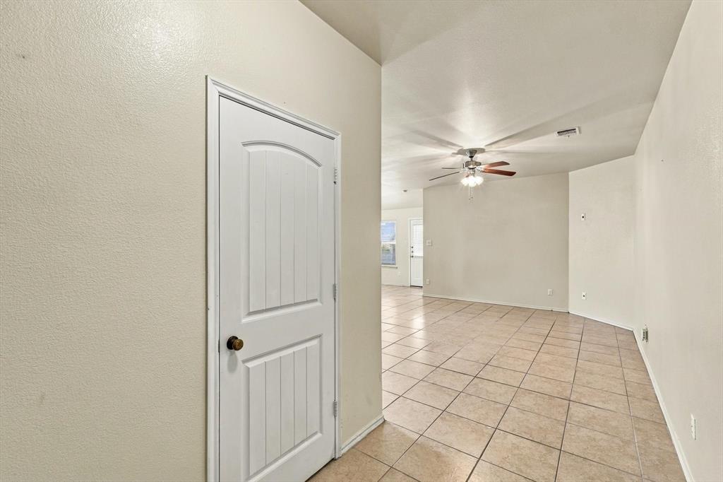 2515 Wynngate Drive Property Photo 7