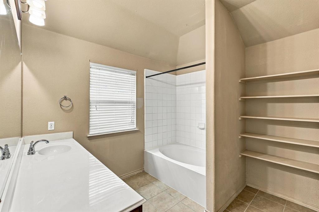2515 Wynngate Drive Property Photo 19
