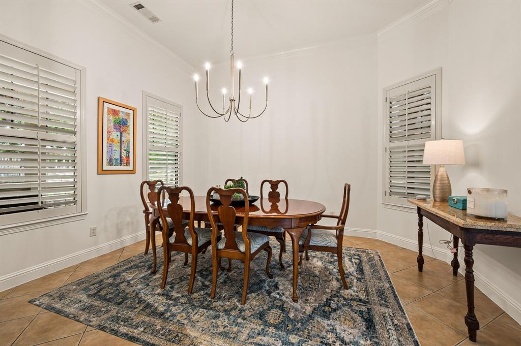 5813 Arbor Road Property Photo 10