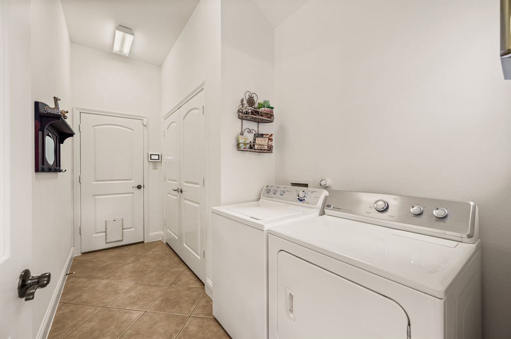 5813 Arbor Road Property Photo 22